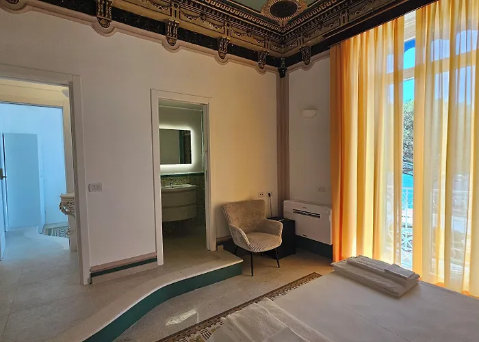 Galene - Beachfront In Costa D'amalfi مايوري