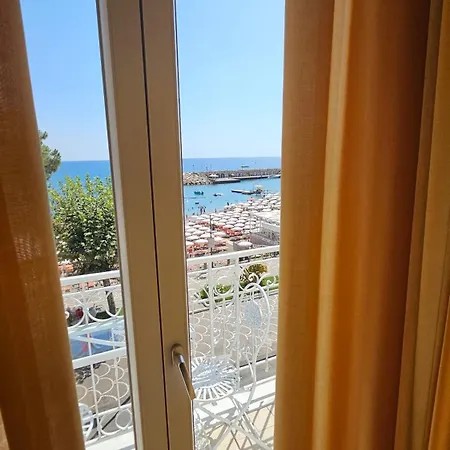 Galene - Beachfront In Costa D'amalfi Guest house