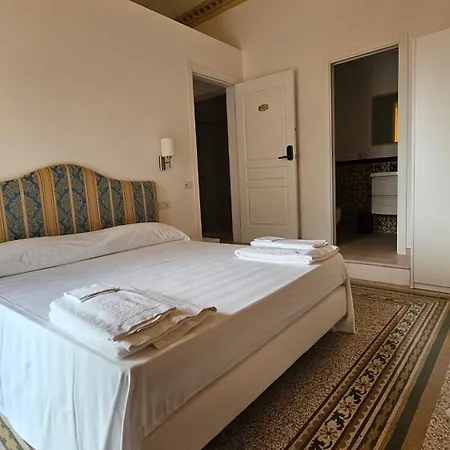 Galene - Beachfront In Costa D'amalfi 4*