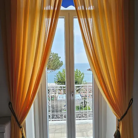 Galene - Beachfront In Costa D'amalfi 4* Maiori
