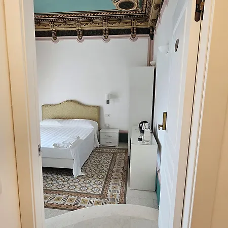 Πανσιόν Galene - Beachfront In Costa D'amalfi Maiori