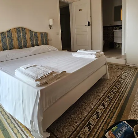 Galene - Beachfront In Costa D'amalfi Vendégház Maiori