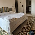 Galene - Beachfront In Costa D'amalfi Pensionat Maiori
