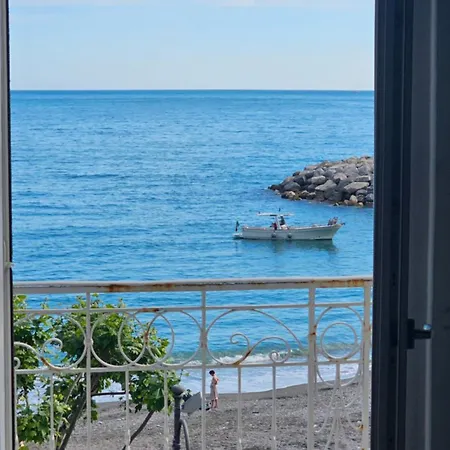 Galene - Beachfront In Costa D'amalfi 招待所