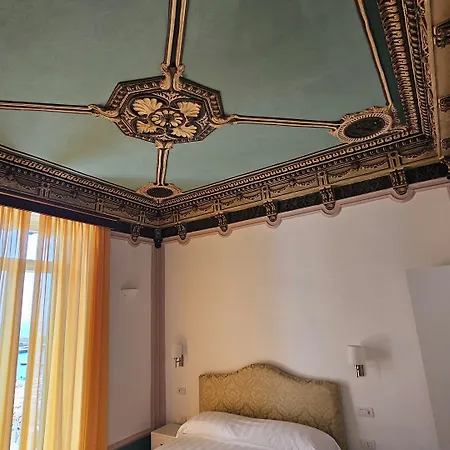 Galene - Beachfront In Costa D'amalfi 4*